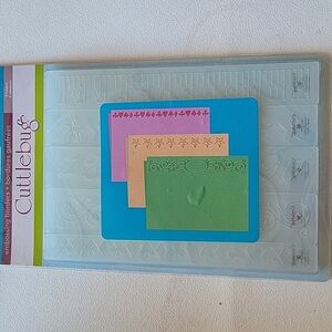 Cuttlebug 5 Embossing Border 7"  Brand New